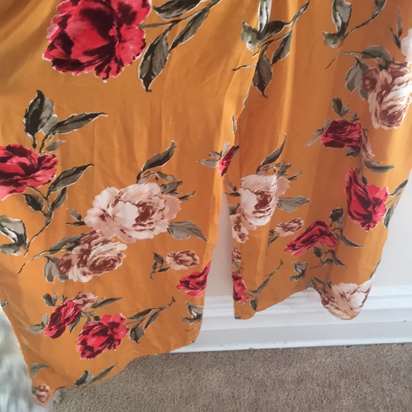 Jumpsuit from target - Picture 3 of 3